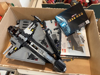 Lot 1063 - 2 part built Lego Idea Friends apartments and...
