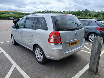 Lot WV10 UAZ) 2010 Vauxhall Zafira Design 5-door...