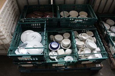 Lot 59 - 8 stacking crates containing baking dishes,...