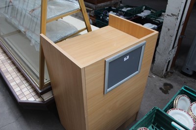 Lot 74 - Bakery display unit