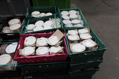 Lot 76 - 15 stacking crates containing saucers...