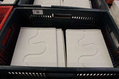 Lot 123 - Plastic crate containing approximately 20...