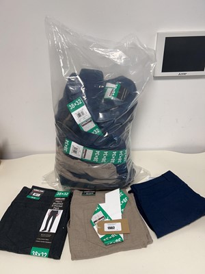 Lot Approx. 20 pairs of men's brushed trousers by...