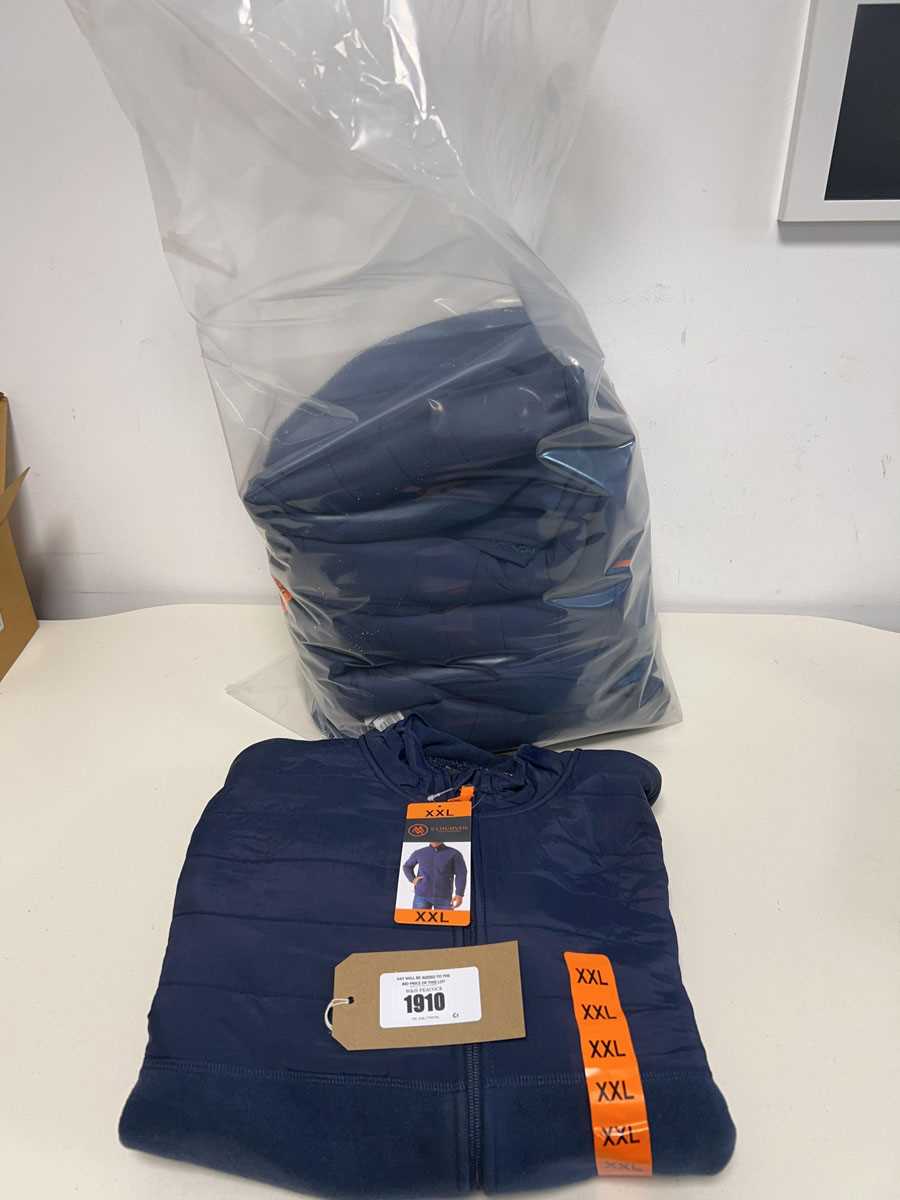 Lot Approx. 6 men's sherpa jackets by Cloudveil.
