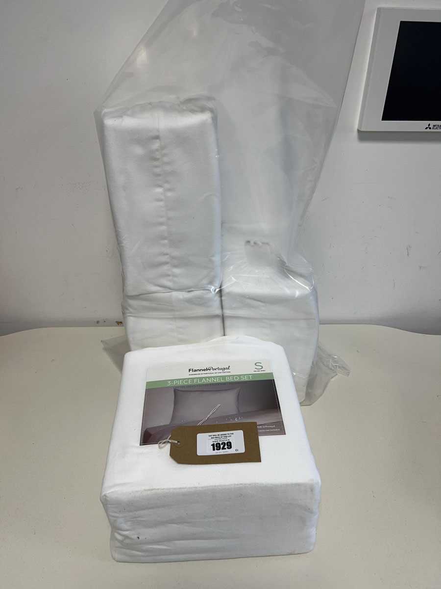 Lot Bag containing single 3 piece flannel bed sets...