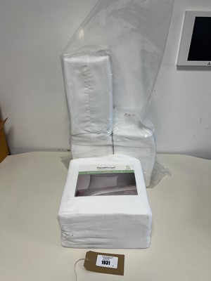 Lot Bag containing single 3 piece flannel bed sets...