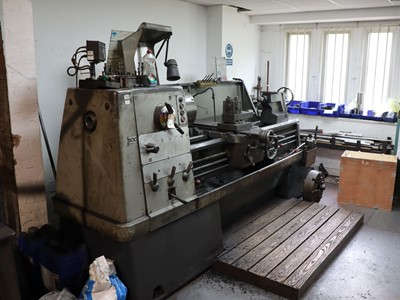 Lot 7 - Colchester Triumph GB centre lathe with...