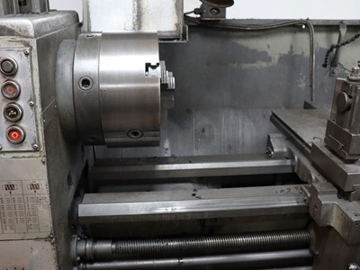 Lot 7 - Colchester Triumph GB centre lathe with...