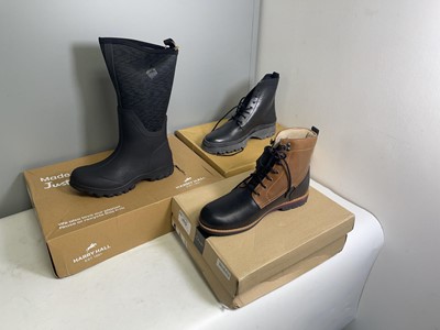 Lot 1913 - 3x Boxed pairs of boots to include Hudson UK10,...