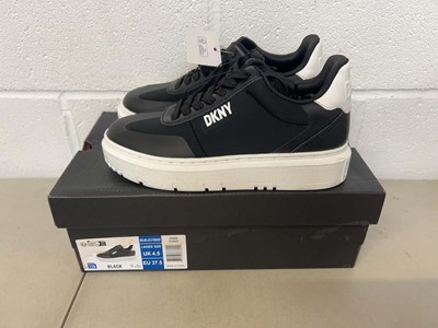 Lot Boxed pair of DKNY trainers size UK 4.5