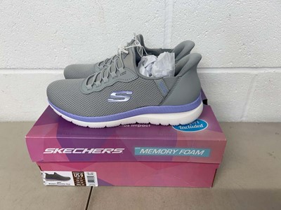 Lot Boxed pair of Skechers hands free swift fit...