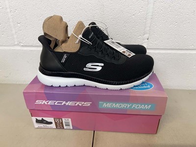 Lot Boxed pair of Skechers hands free swift fit...