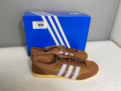 Lot 1929 - Adidas UK8.5 japan decon trainers in brown -...