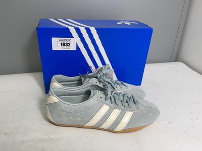 Lot 1932 - Adidas UK6.5 tokyo W trainers in pale blue -...
