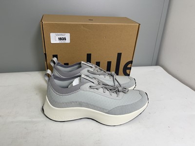 Lot 1935 - Lululemon UK10 cross city trainers in grey -...