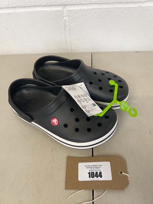 Lot Crocs in black UK 6-7