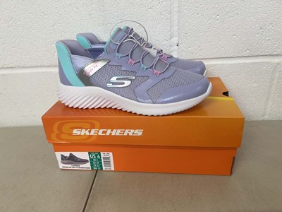Lot Boxed pair of Skechers hands free swift fit...