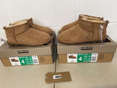 Lot x2 boxed pairs of Kirkland shearling ankle...