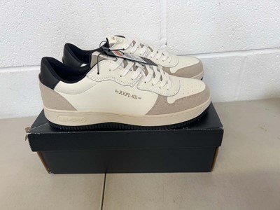 Lot Boxed pair of Replay trainers size UK 10