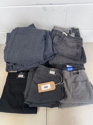 Lot Approx. 20 ladies trousers to included Ella...