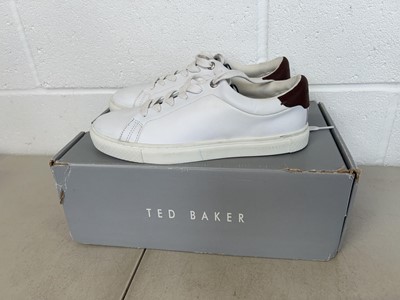 Lot Boxed pair of Ted Baker trainers size UK 7.