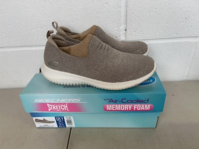 Lot Boxed pair of Skechers ultra flex memory foam...