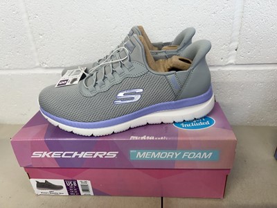 Lot Boxed pair of Skechers hands free swift fit...