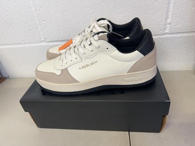 Lot Boxed pair of Replay trainers size UK 10/11 EU44