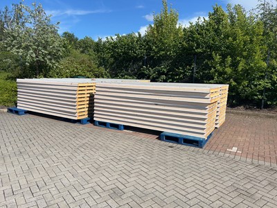 Lot 4310 - 6 pallets of insulated roofing sheets