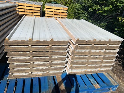 Lot 4310 - 6 pallets of insulated roofing sheets