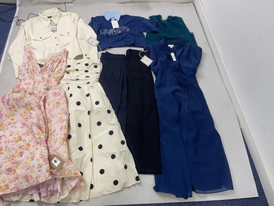 Lot 1989 - Clothing to include Mint Velvet, House of Cb,...
