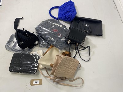 Lot 1992 - Various bags