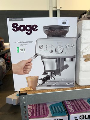 Lot 1101 - Sage the Barista Express coffee machine in...