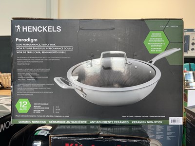 Lot 1114 - Henckels Paradigm pan set, boxed