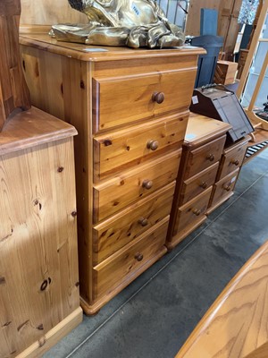 Lot 1345 - Modern pine bedroom suite comprising 5 drawer...