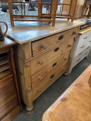 Lot 1361 - Early 20th Century pine chest of 4 drawers