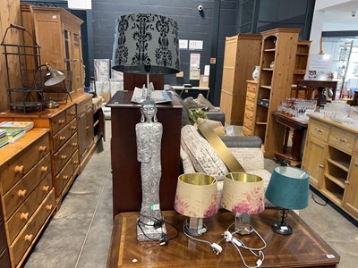 Lot 1380 - Collection of lamps incl. Eastern deity floor...