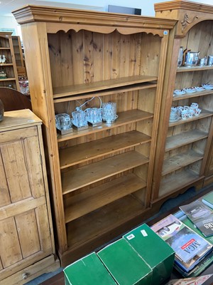 Lot 1395 - Modern pine open front bookcase
