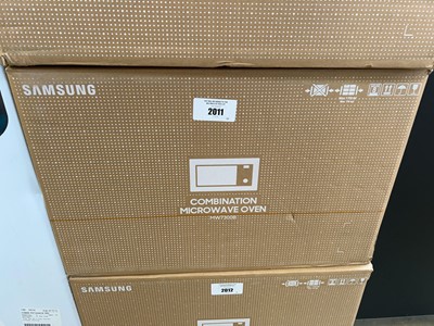 Lot 2011 - Samsung MW7300B combination microwave oven, boxed