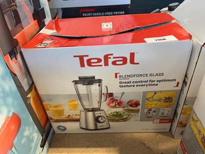 Lot 1168 - Tefal Blendforce glass blender in box