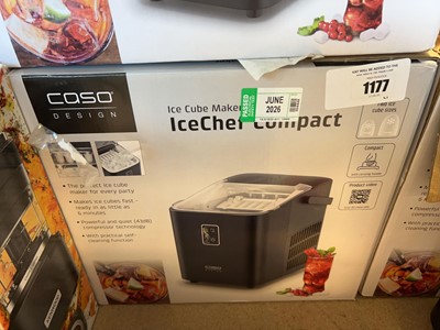 Lot 1177 - Boxed Ice Chef compact ice cube maker