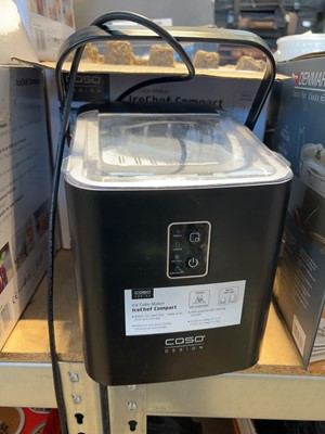 Lot 1180 - Unboxed Ice Chef compact ice cube maker