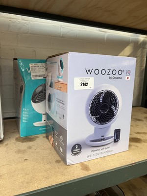 Lot 2142 - 3 boxed Woozoo table top fans