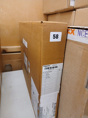 Lot 58 - Boxed APC Schneider switched rack PDU