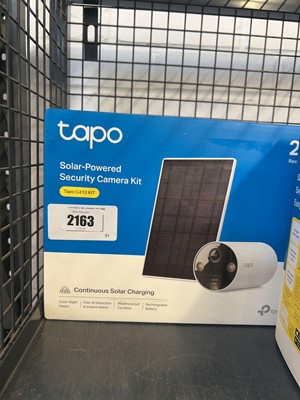 Lot 2163 - Boxed Tapo C410 KIT solar powered security...