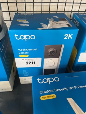 Lot 2211 - Boxed Tapo D210 battery video doorbell camera