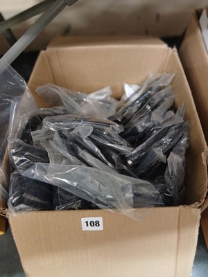 Lot 108 - Large box of 3m USBC to USBC cables and...