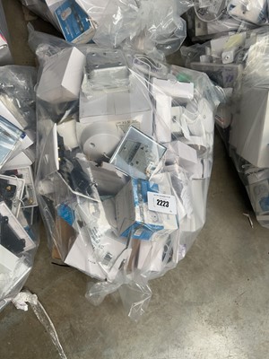 Lot 2223 - Large bag containing mixed electrical items...