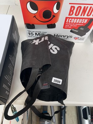 Lot 2090 - Shark bag containing a quantity of Dyson...