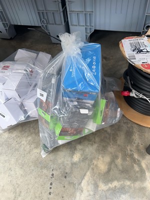 Lot 2241 - Bag containing various LED torches